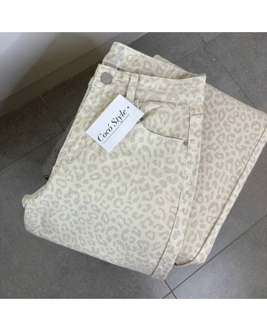 PANTALÓN ESTAMPADO ANIMAL PRINT