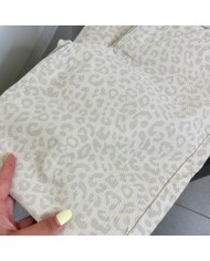PANTALÓN ESTAMPADO ANIMAL PRINT