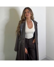 GABARDINA EFECTO PIEL CHOCO