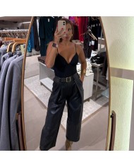 BODY ESCOTE V NEGRO