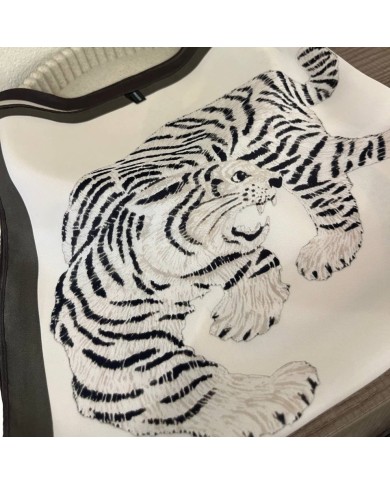 PAÑUELO ANIMAL PRINT CREMA