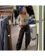 PANTALÓN BALLOON EFECTO PIEL CHOCO