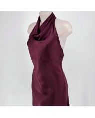 VESTIDO CORTO SATÉN BURDEOS
