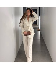CONJUNTO TRAJE HEBILLA CREMA