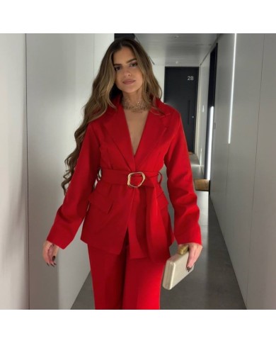 CONJUNTO TRAJE HEBILLA ROJO