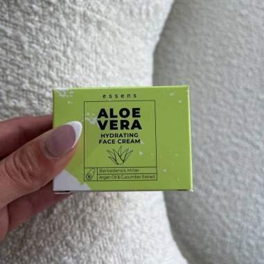 CREMA FACIAL DE ALOE VERA
