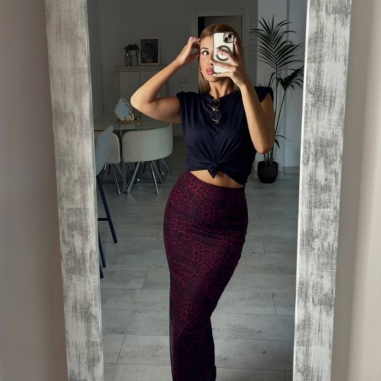 FALDA TUL ANIMAL PRINT VINO