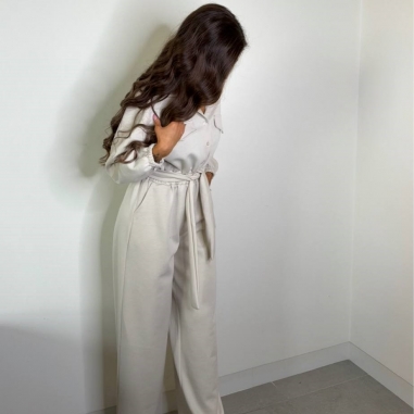 MONO DEPORTIVO CREMA