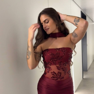 VESTIDO CORSET LENTEJULAS VINO + LAZADA