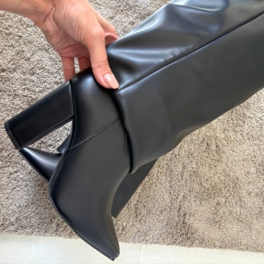 BOTA ALTA HEBILLA NEGRA