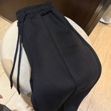 PANTALÓN DEPORTIVO NEGRO