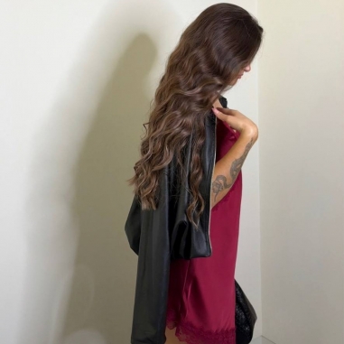 BOMBER EFECTO PIEL NEGRA