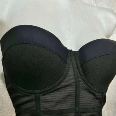 CORSET NEGRO TRANSPARENCIAS