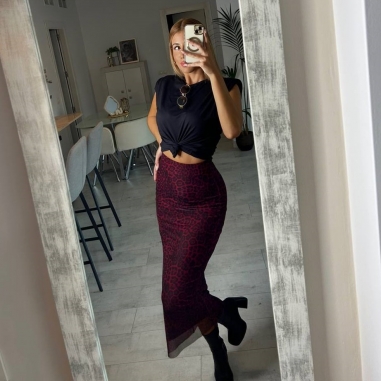 PREVENTA FALDA TUL ANIMAL PRINT VINO