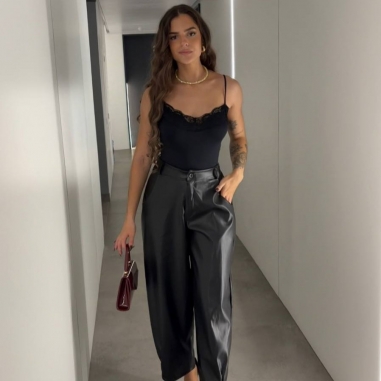 PANTALÓN EFECTO PIEL BALLOON NEGRO