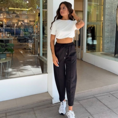 PANTALÓN DEPORTIVO NEGRO