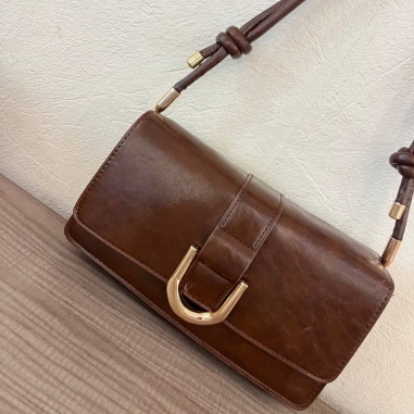 BOLSO HEBILLA CHOCO