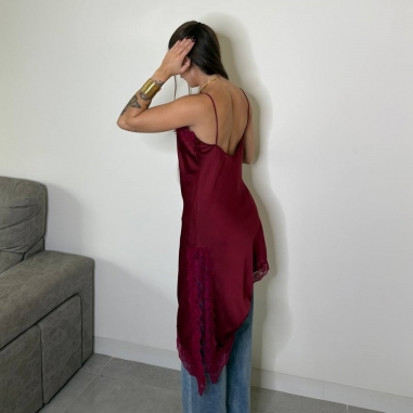 VESTIDO LENCERO VINO