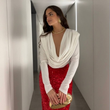 FALDA LENTEJUELAS MIDI ROJA