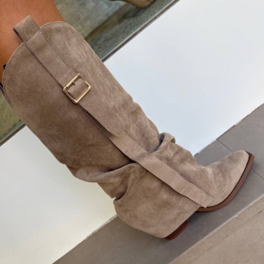 BOTA ALTA BEIGE HEBILLA