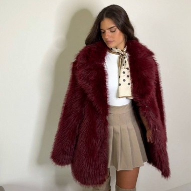 ABRIGO PELITO BURDEOS