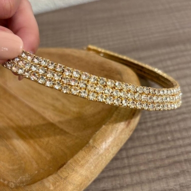 GARGANTILLA RÍGIDA DORADA