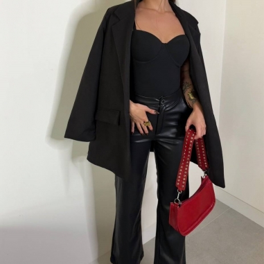 BODY BASIC ESCOTE CORAZÓN NEGRO