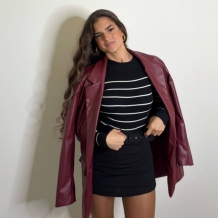 BLAZER LARGA EFECTO PIEL VINO 2