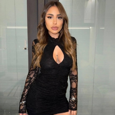 VESTIDO ENCAJE ABERTURA NEGRO