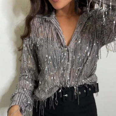 CAMISA FLECOS LENTEJUELAS GRIS PERLADO