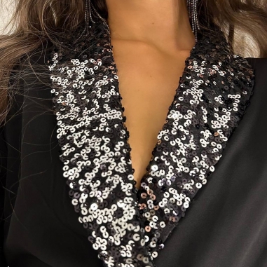 MONO BLAZER SOLAPA LENTEJUELAS NEGRO...