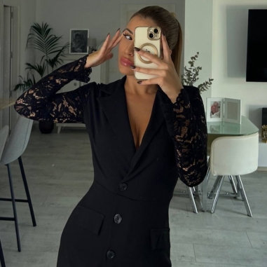 MONO MANGA ENCAJE NEGRO