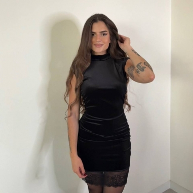 VESTIDO VELVET CON ENCAJE