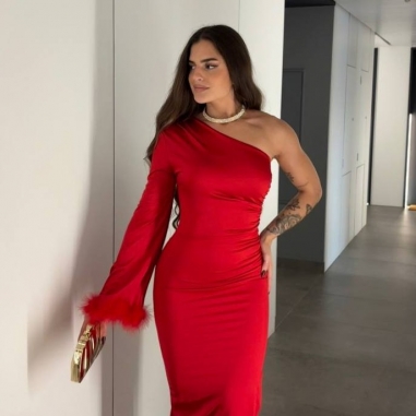 VESTIDO ASIMÉTRICO PLUMAS ROJO