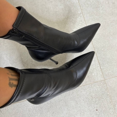 BOTÍN TACÓN AJUSTADO