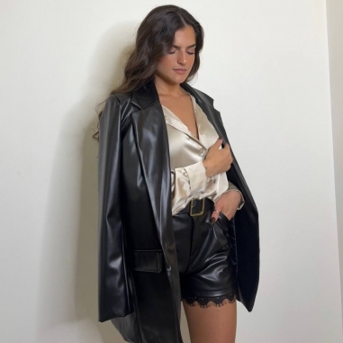 PREVENTA SHORT ENCAJE EFECTO PIEL