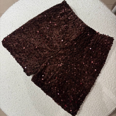 SHORT LENTEJUELAS CHOCO