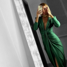 VESTIDO NUDO MANGA VERDE...