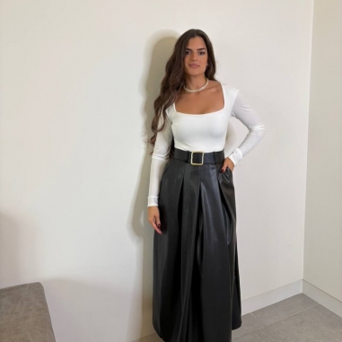 FALDA EFECTO PIEL FLUIDA NEGRA