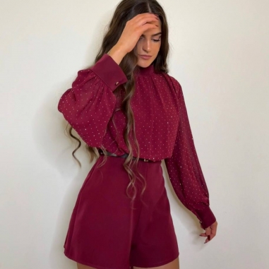 MONO TACHAS COMBINADO VINO