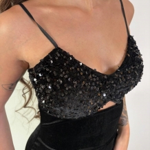 VESTIDO VELVET ABERTURA NEGRO