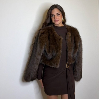 VESTIDO ACCESORIO + LAZADA CORTO CHOCO