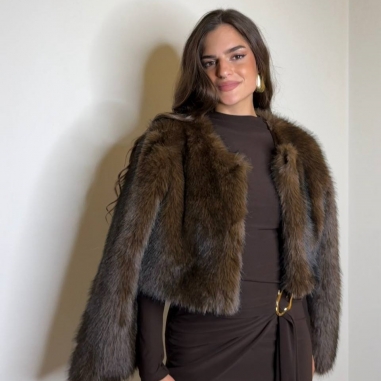 VESTIDO ACCESORIO + LAZADA CORTO CHOCO