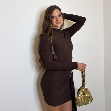 VESTIDO ACCESORIO + LAZADA CORTO CHOCO