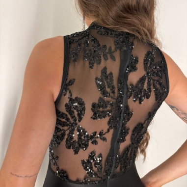 MONO ESCOTE TUL LENTEJUELAS NEGRO