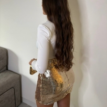 FALDA LENTEJUELAS DORADA 2