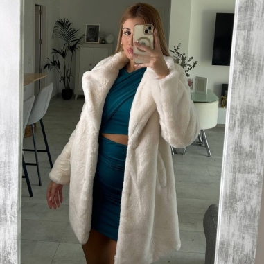 ABRIGO PELITO CREMA