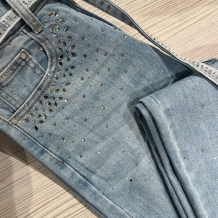 JEANS BRILLO + CINTURÓN 2