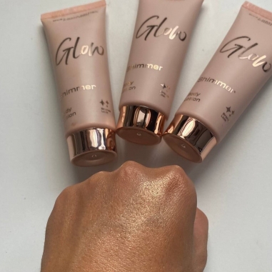 GLOW LOCIÓN CORPORAL BRILLO