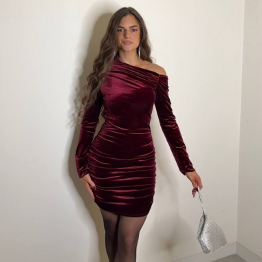 VESTIDO VELVET FRUNCIDO BURDEOS